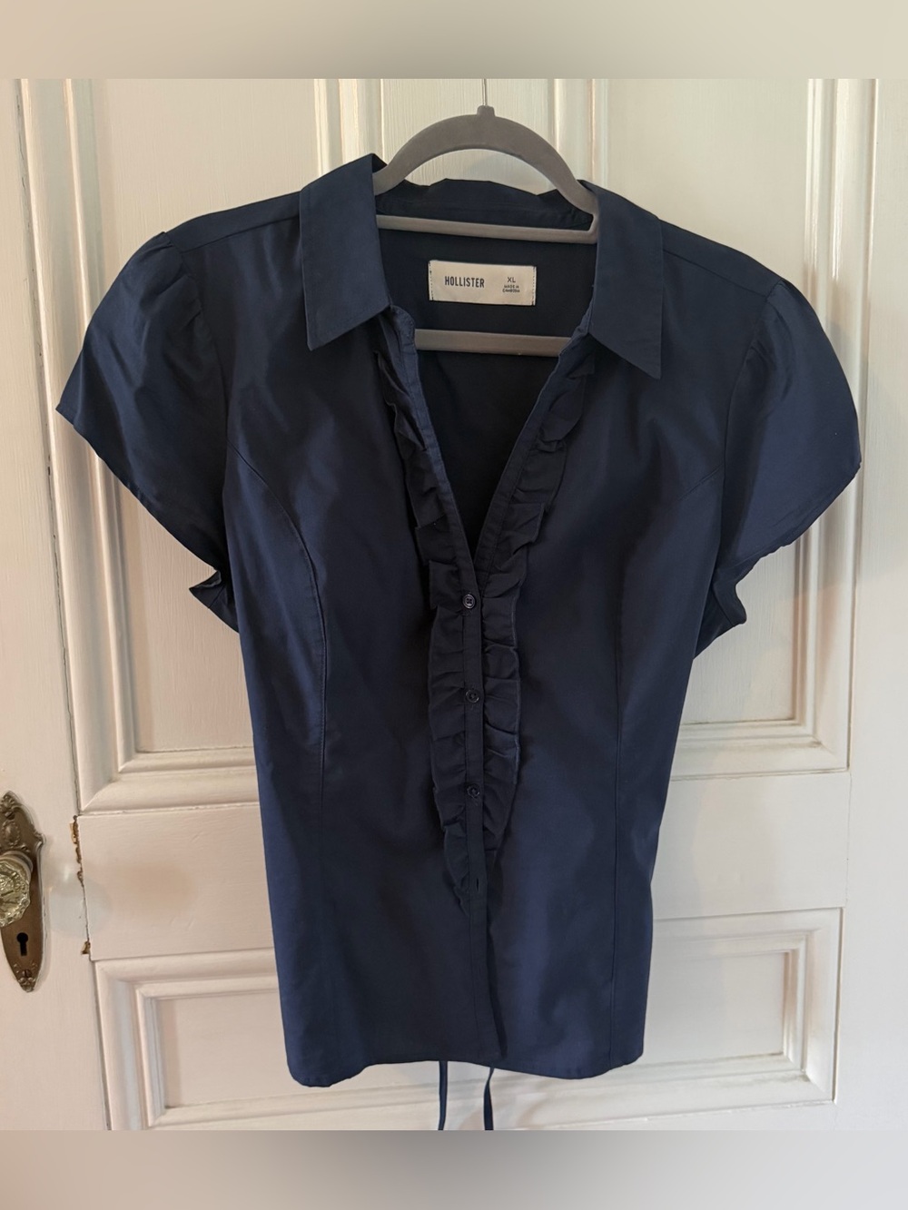 HOLLISTER Size XL Navy Cap Sleeve Top